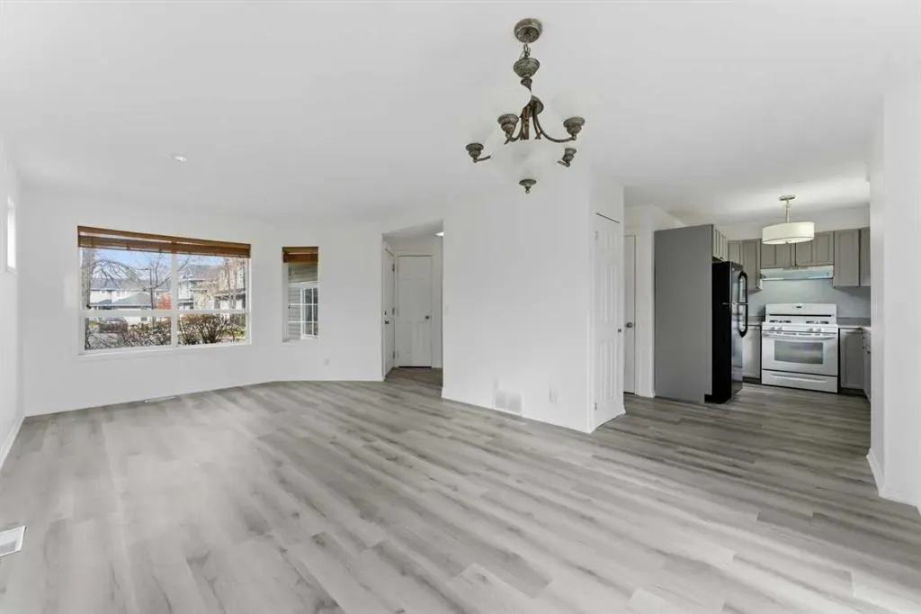 55 Fairways Drive NW, #118