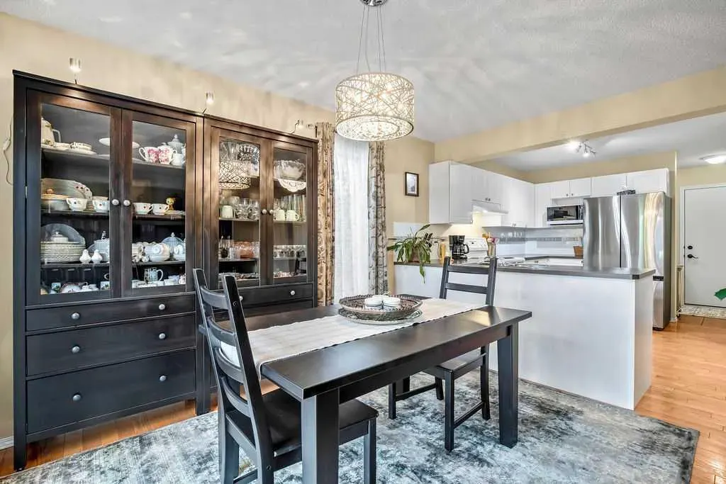 85 Bridleridge Road SW