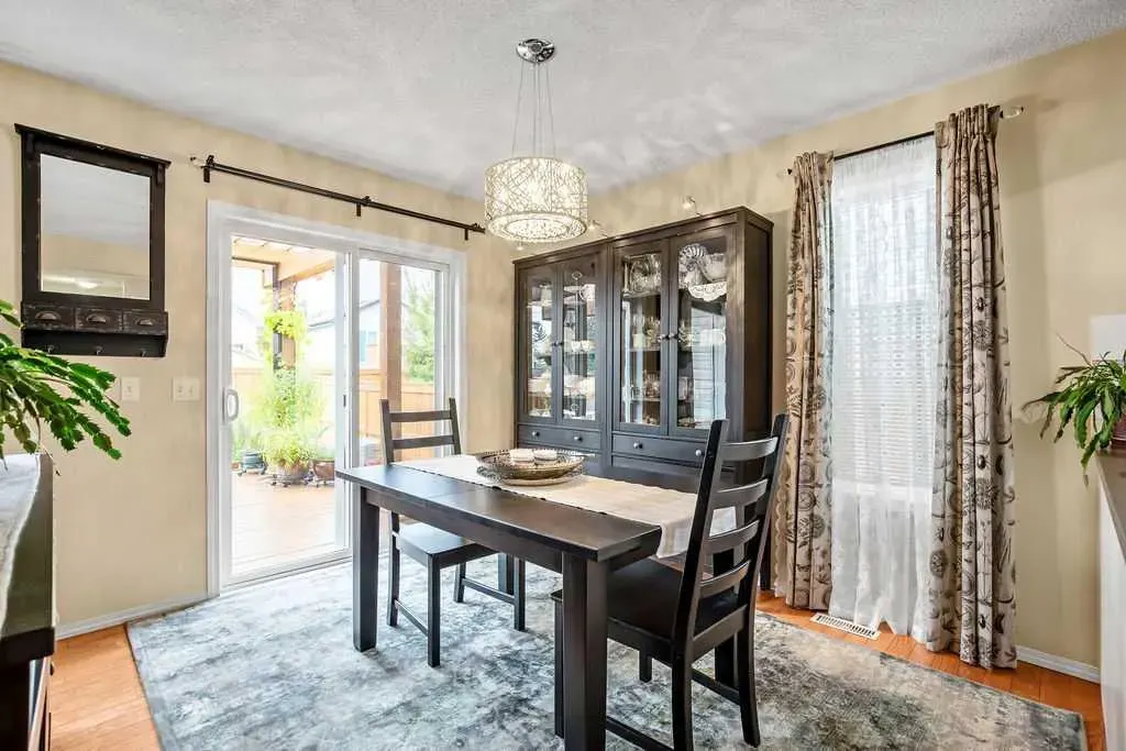 85 Bridleridge Road SW