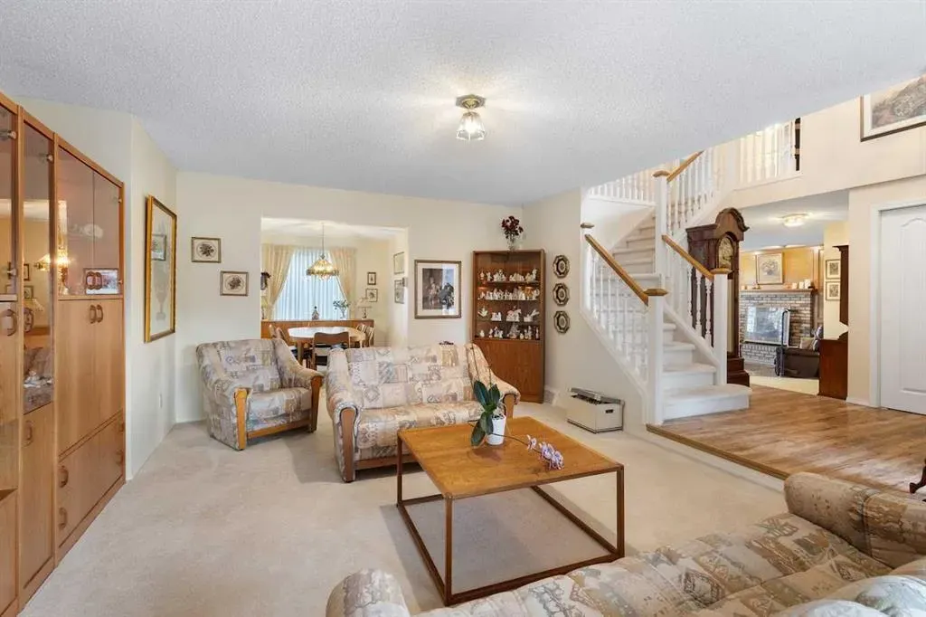 224 Douglas Woods Point SE