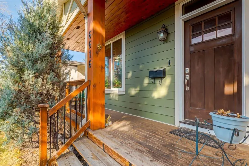 6616 Bowness Road NW