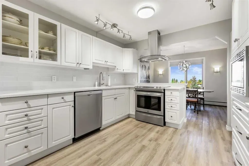 7239 Sierra Morena Boulevard SW, #404