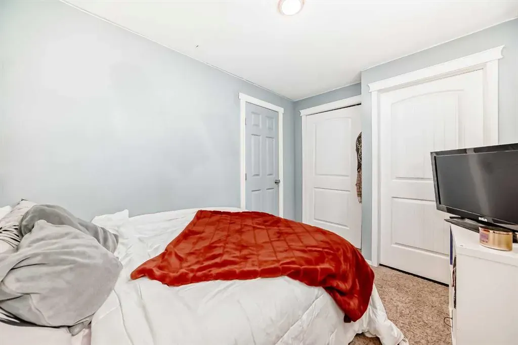 127 Covepark Green NE