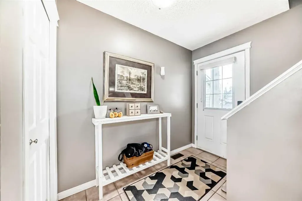 127 Covepark Green NE