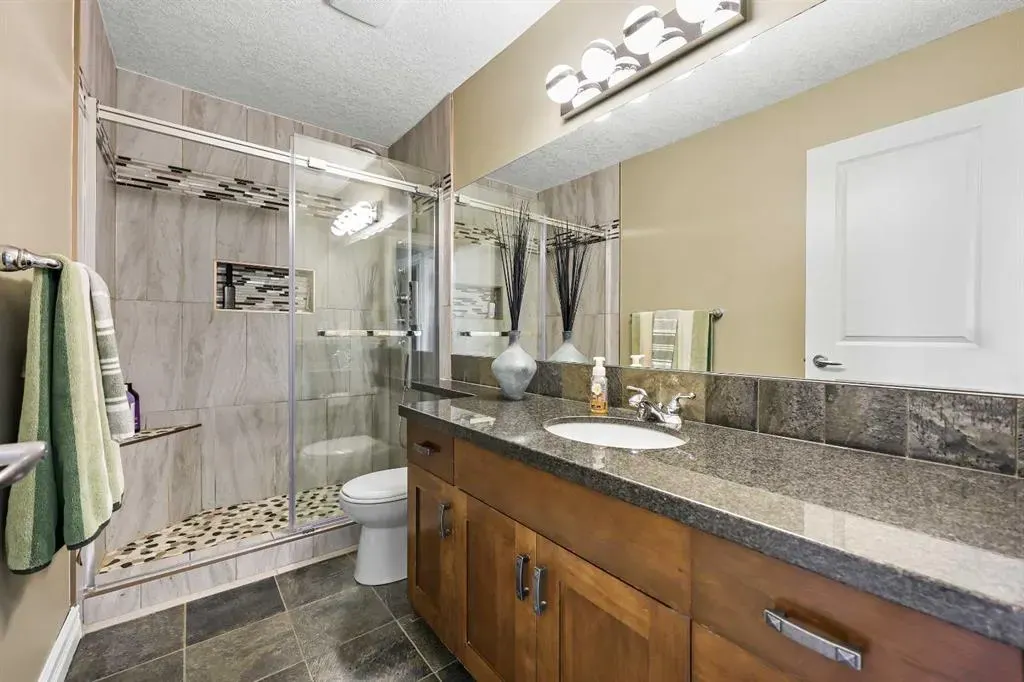 5619 Coach Hill Road SW