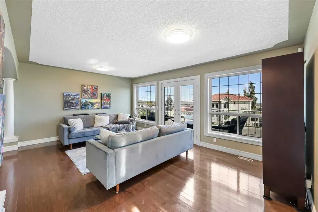 5619 Coach Hill Road SW