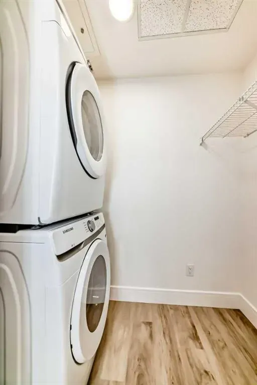 4270 Norford Avenue NW, #1319