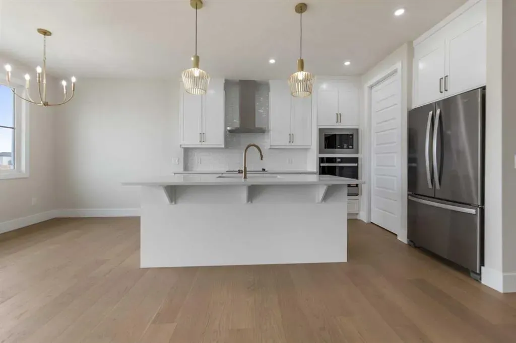 288 Savanna Drive NE