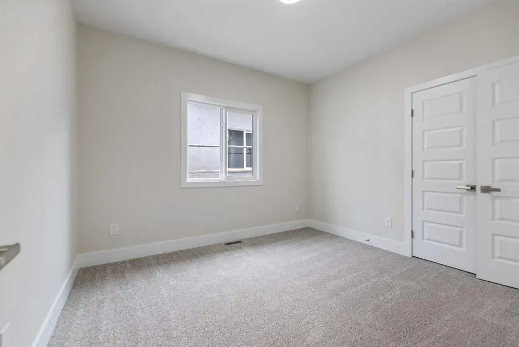 288 Savanna Drive NE