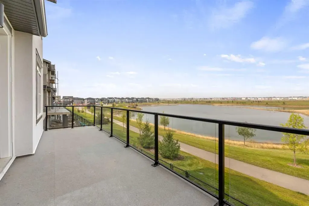 288 Savanna Drive NE