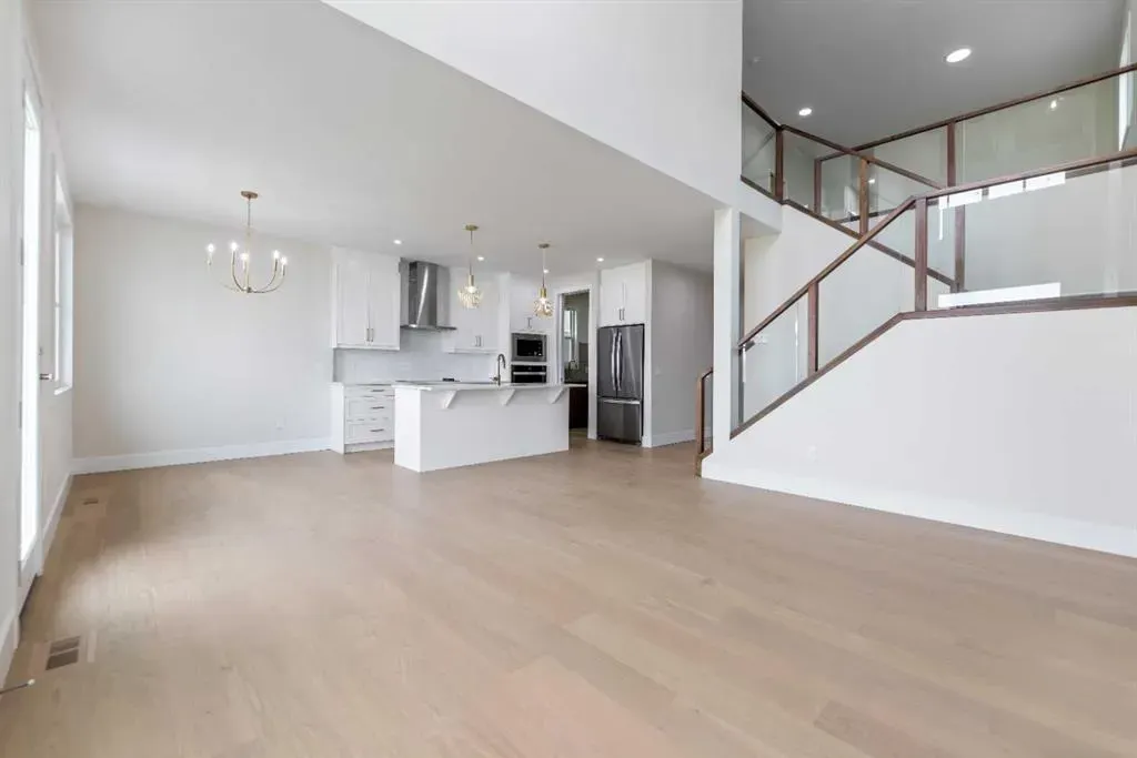 288 Savanna Drive NE