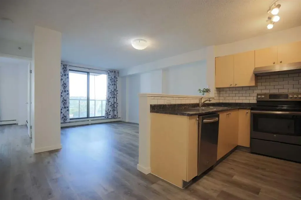 1111 6 Avenue SW, #606