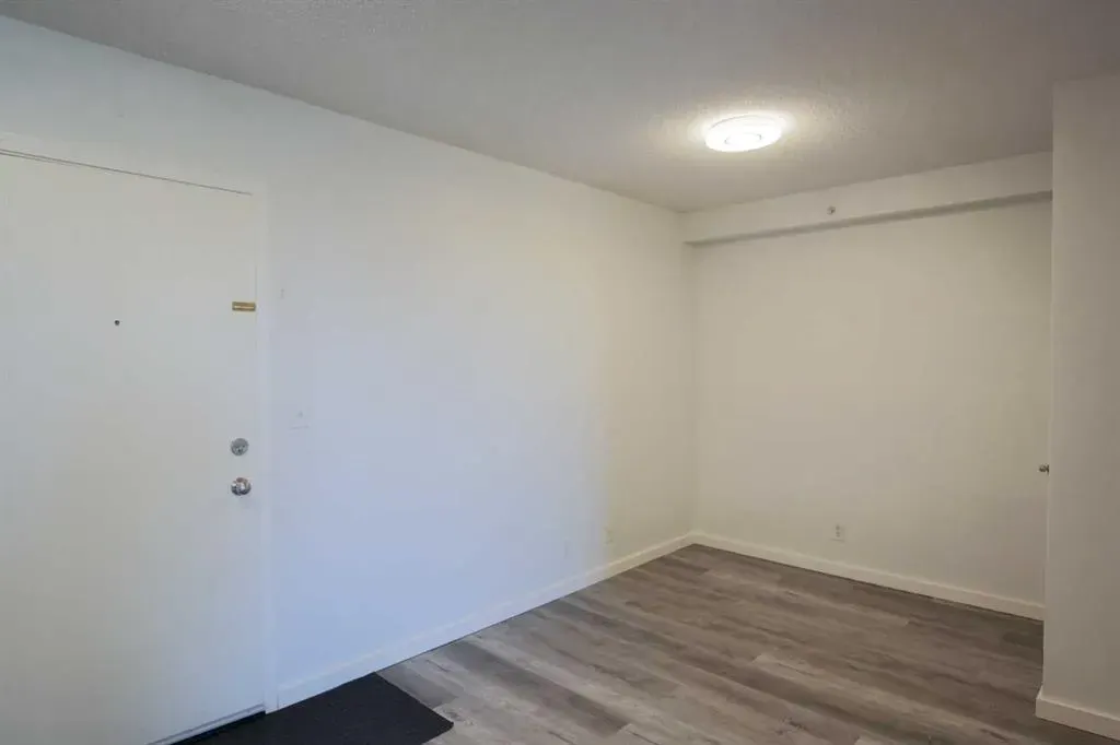 1111 6 Avenue SW, #606