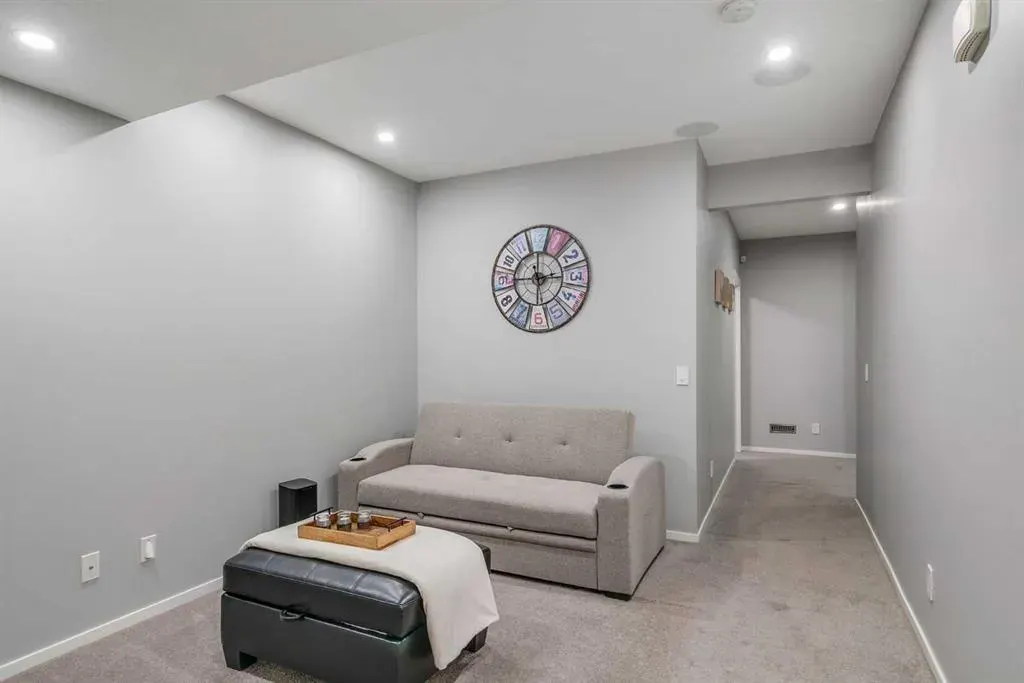 288 Copperstone Gardens SE