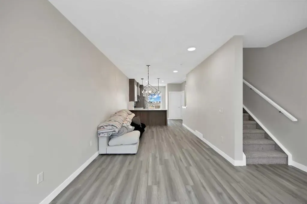 612 Red Sky Villas NE