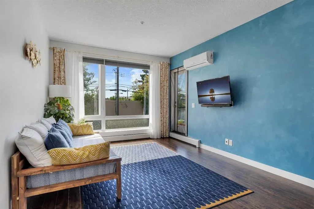 607 17 Avenue NW, #205