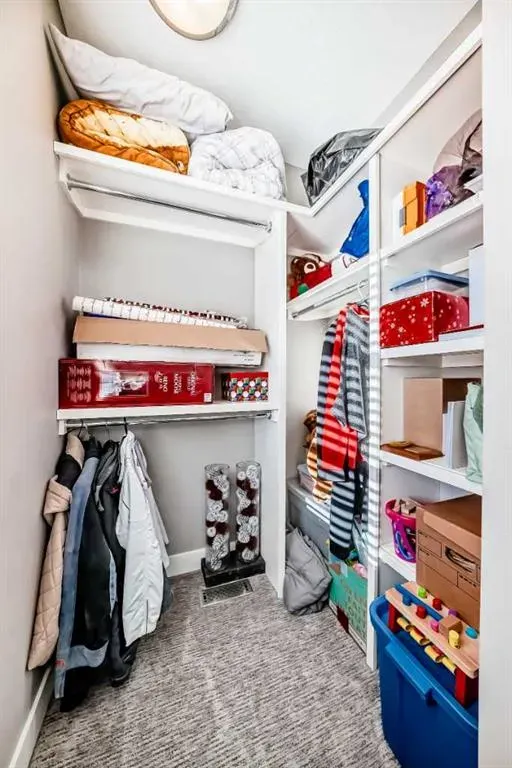 413 25 Avenue NE, #2