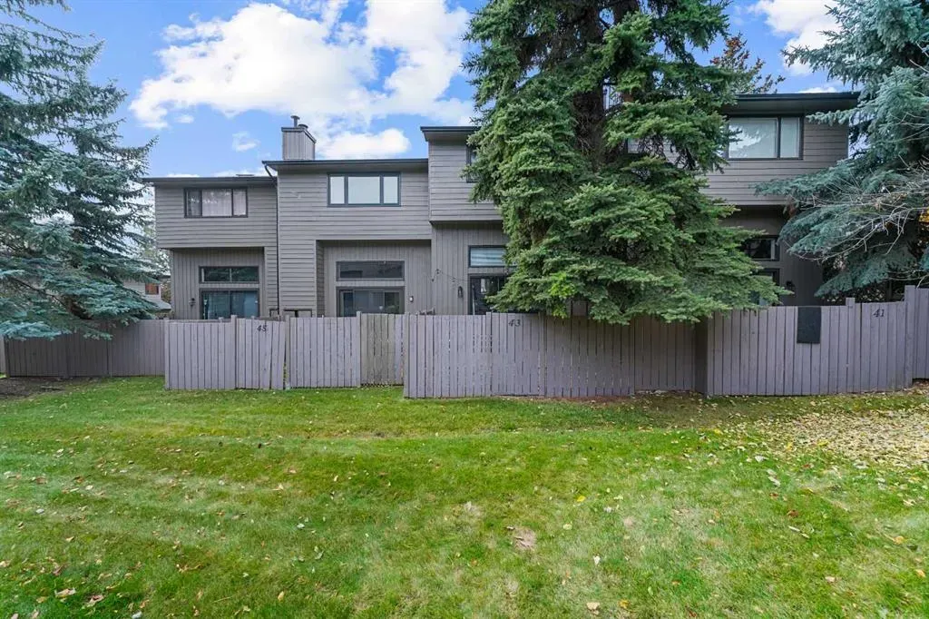 23 Glamis Drive SW, #43