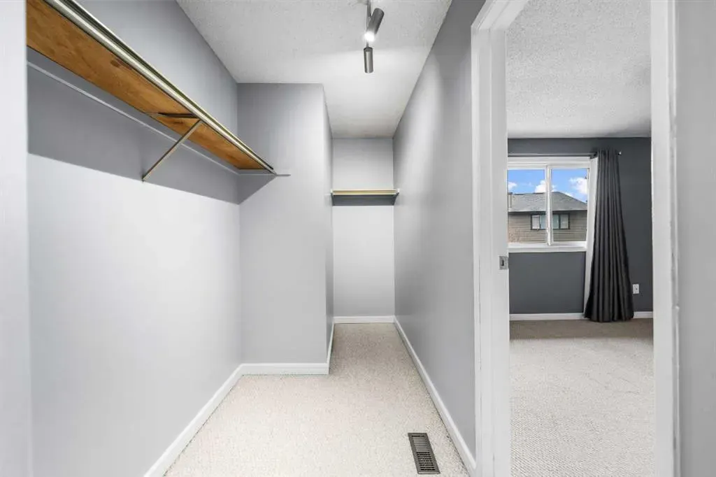 23 Glamis Drive SW, #43