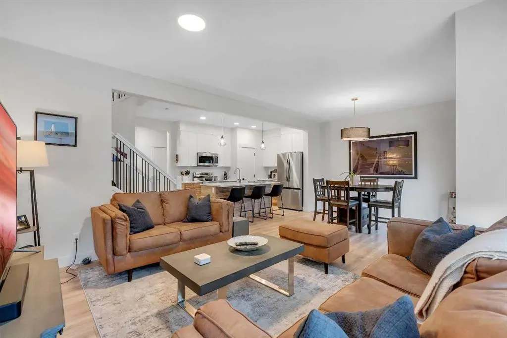 941 Cobblemore Common SW