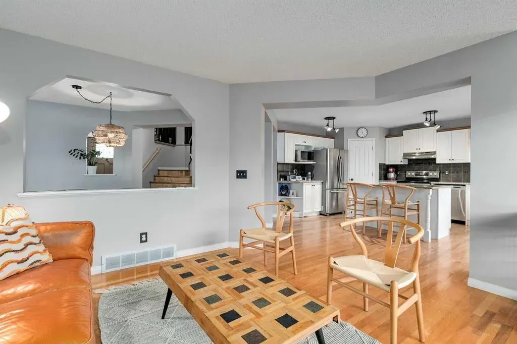 29 Douglas Woods Gardens SE