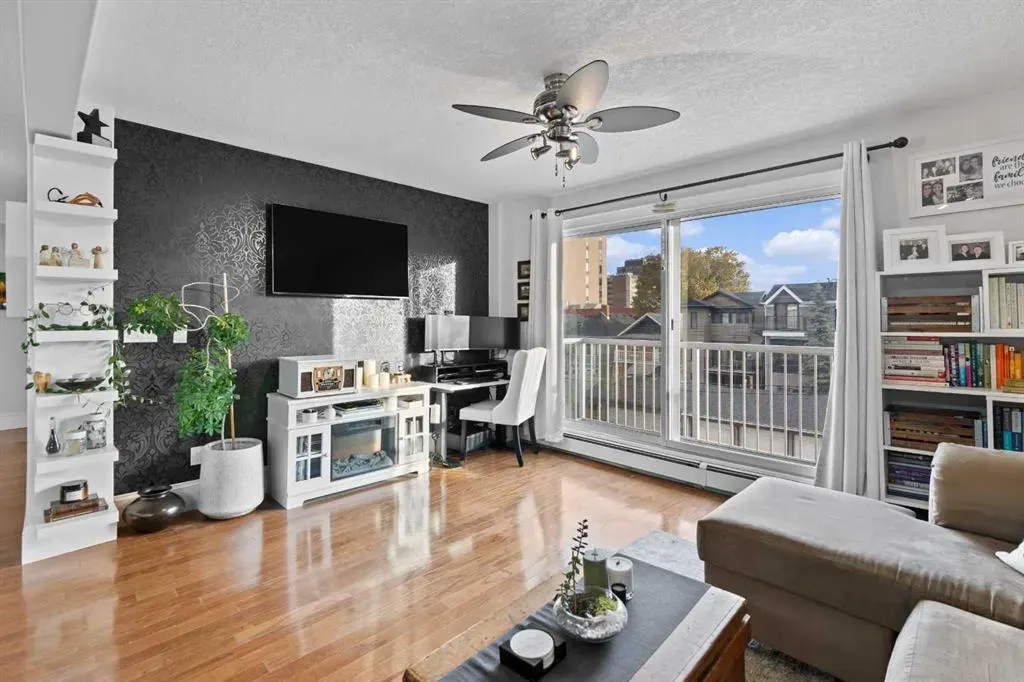 525 22 Avenue SW, #403