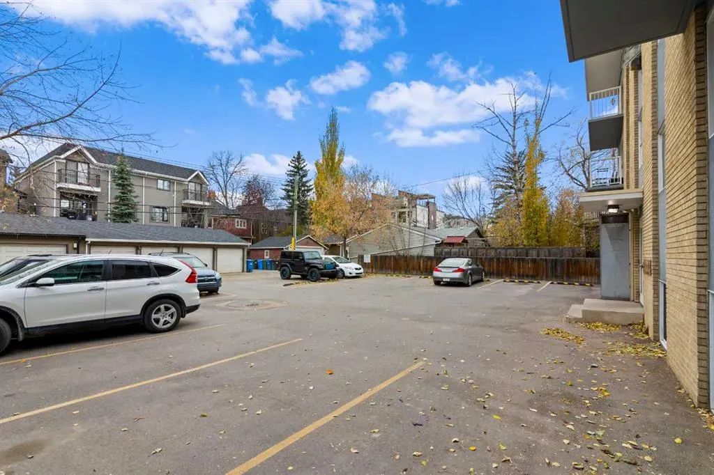 525 22 Avenue SW, #403