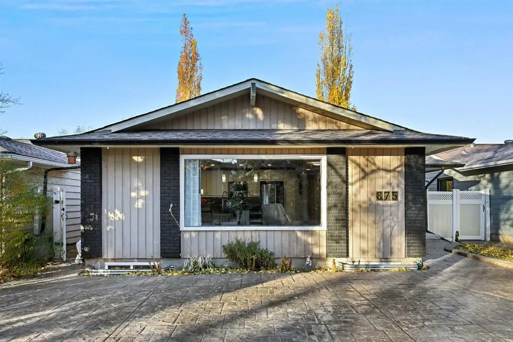 875 Midridge Drive SE