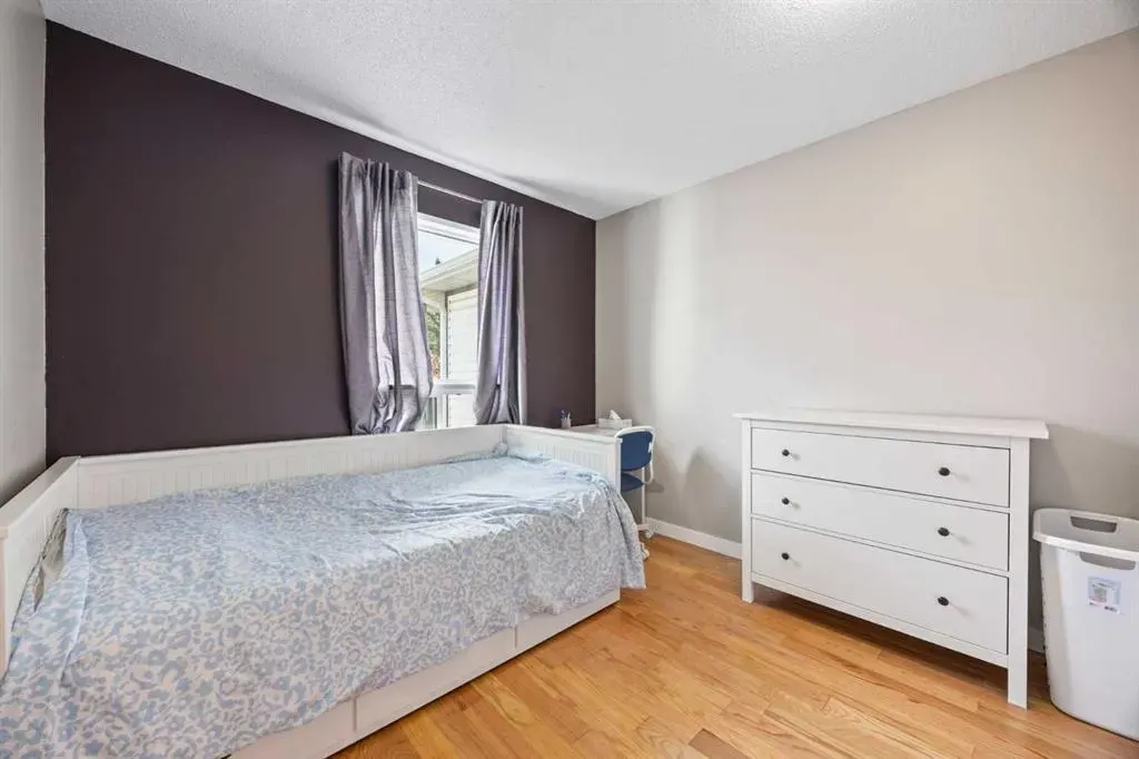 502 Signal Hill Green SW