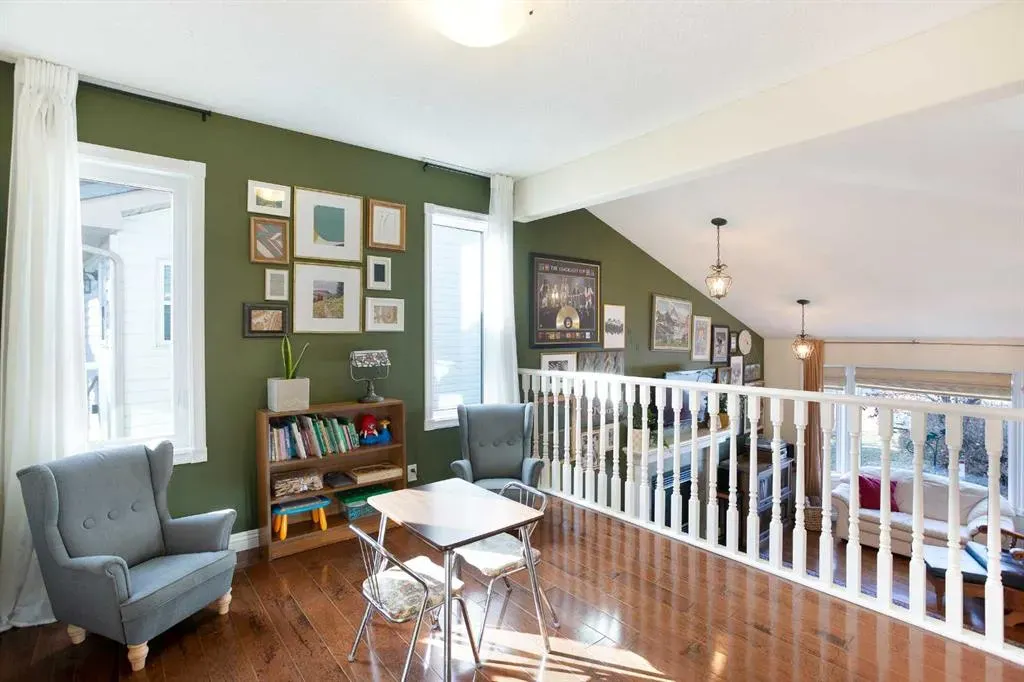 214 Canals Boulevard SW