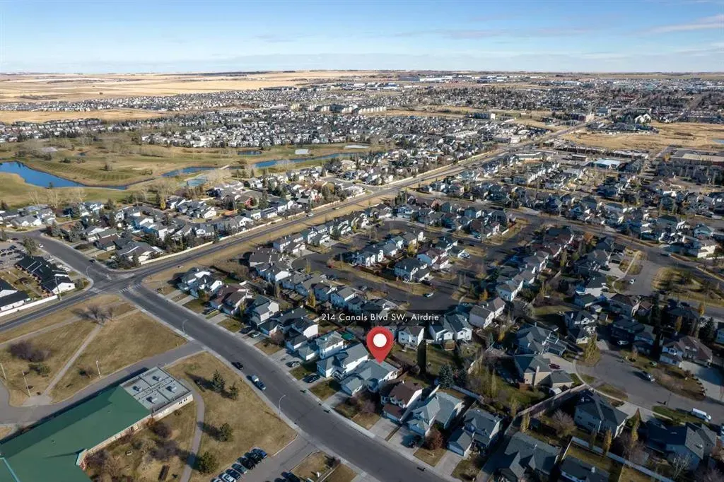 214 Canals Boulevard SW