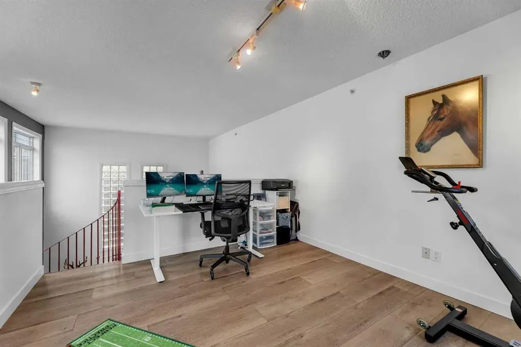 527 15 Avenue SW, #416