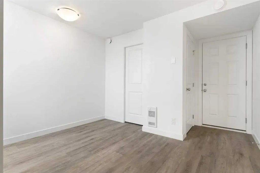 24 Rivercrest Drive, #605