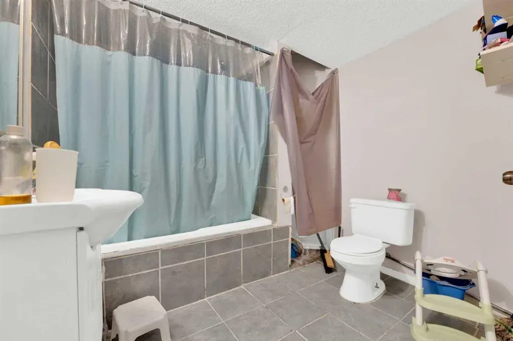 185 Tarawood Place NE