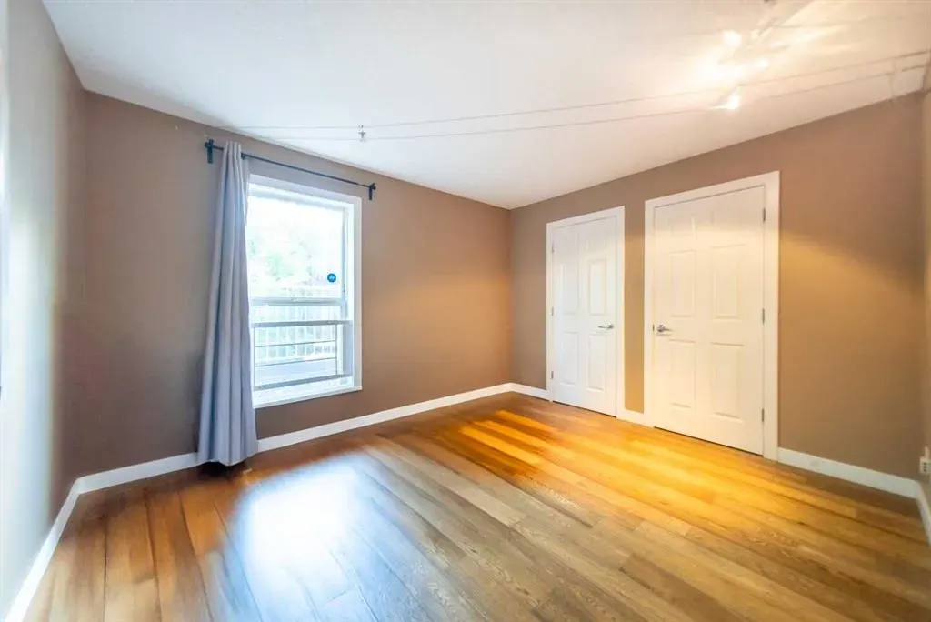 1505 27 Avenue SW, #102