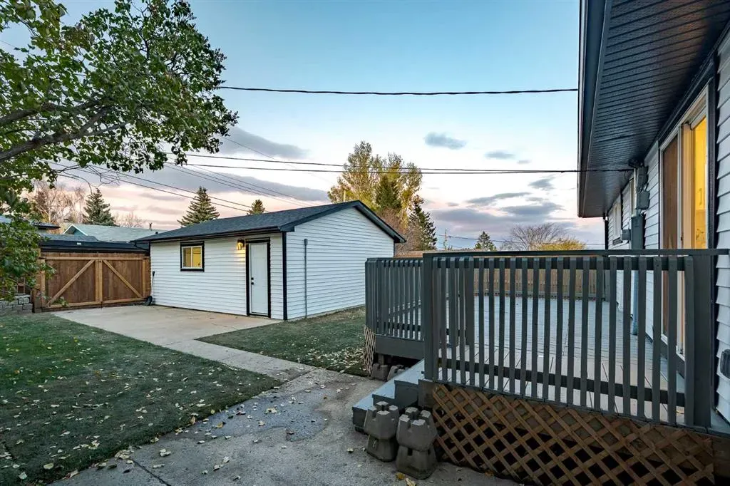 1024 Hunterston Place NW