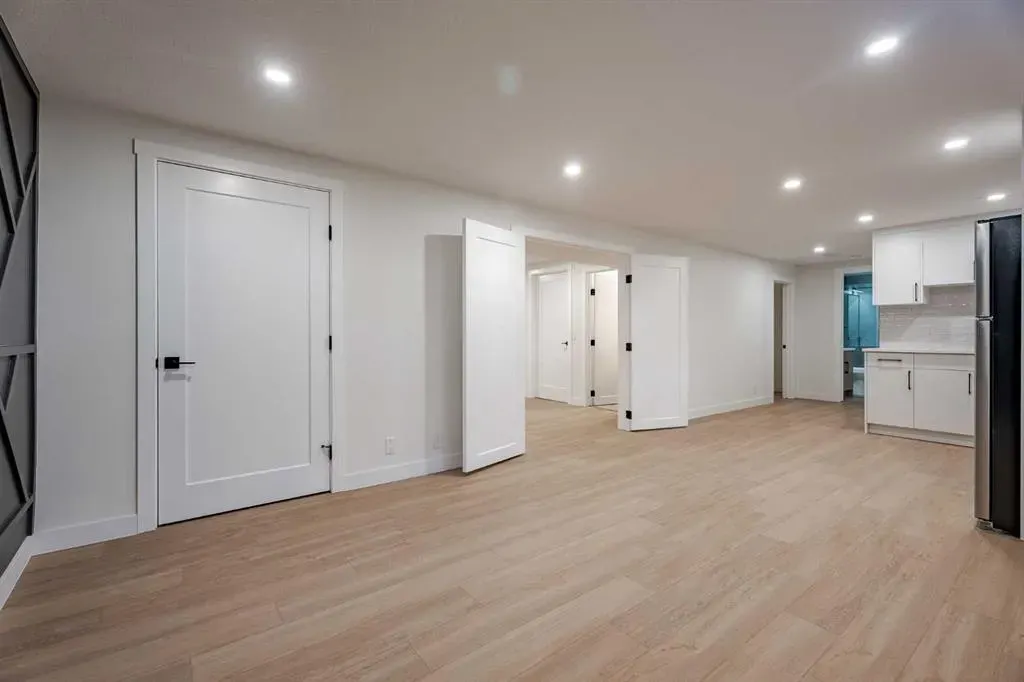 1024 Hunterston Place NW