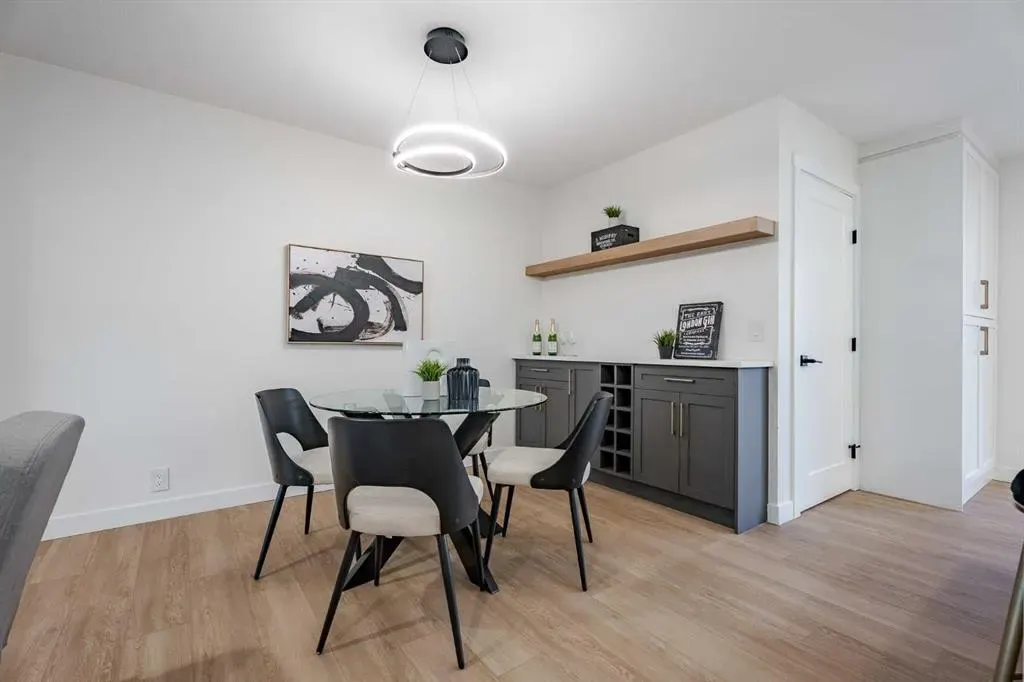 1024 Hunterston Place NW