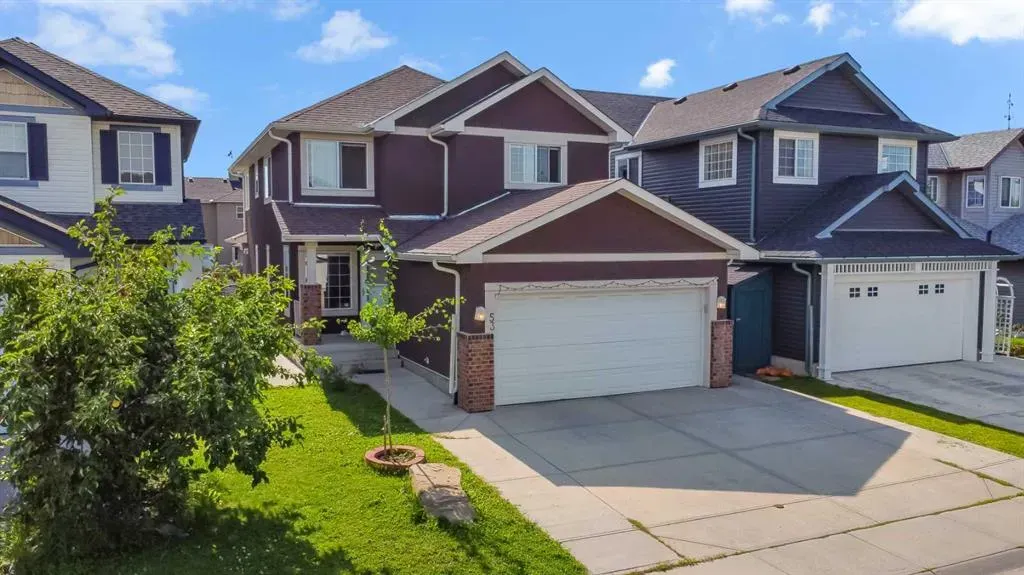 53 Martha's Haven Green NE