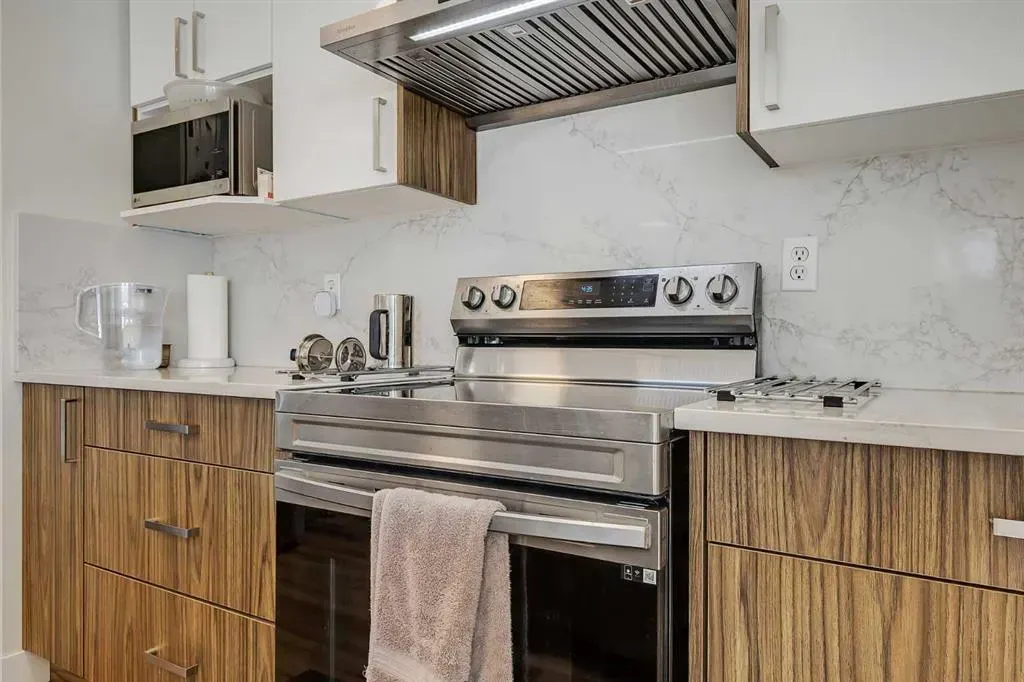 53 Martha's Haven Green NE