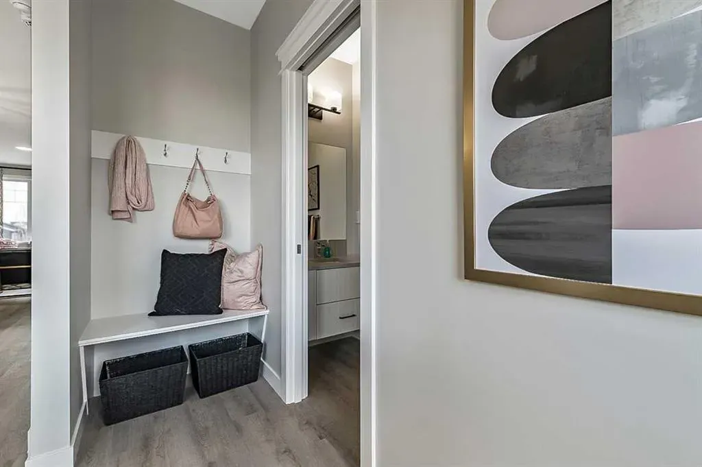 1277 Alpine Avenue SW