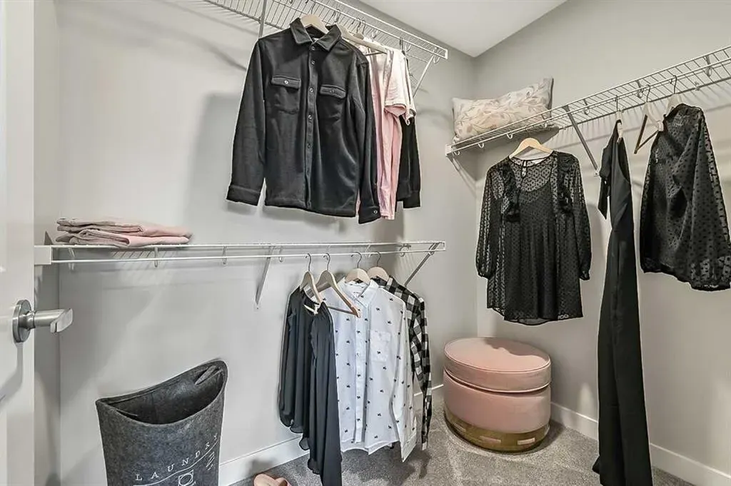 1277 Alpine Avenue SW