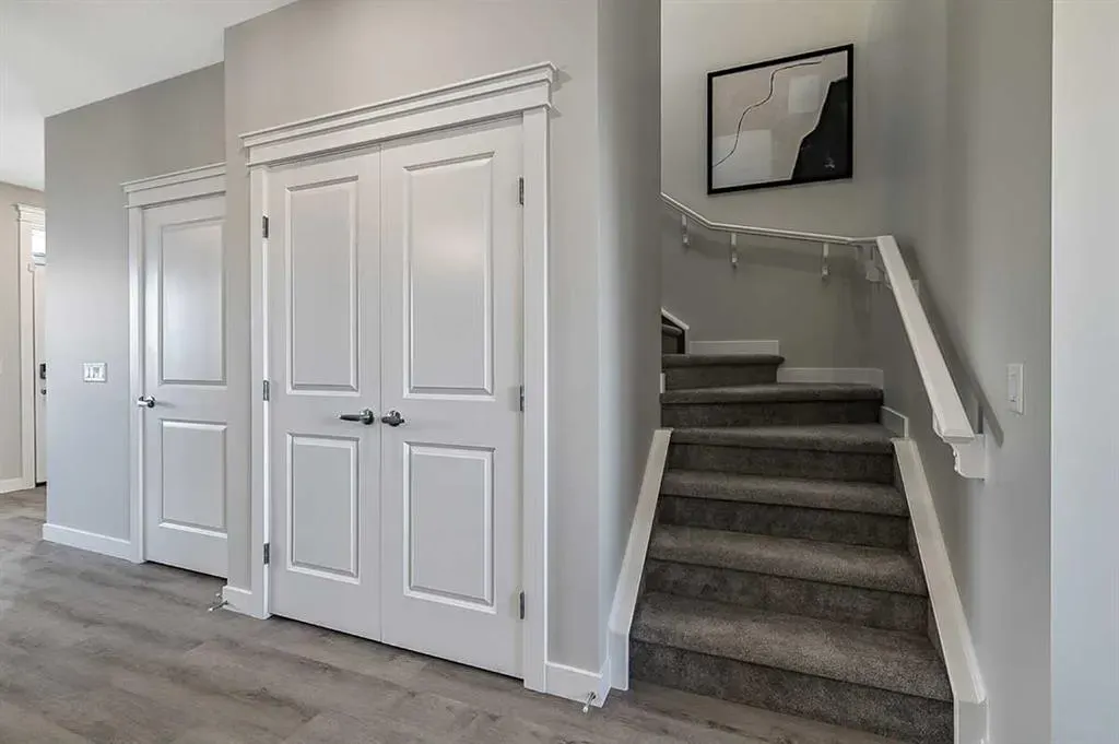 1277 Alpine Avenue SW