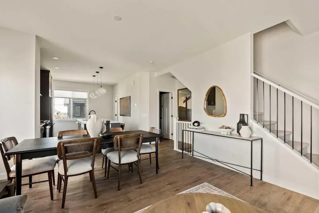 15030 Centre Street NE