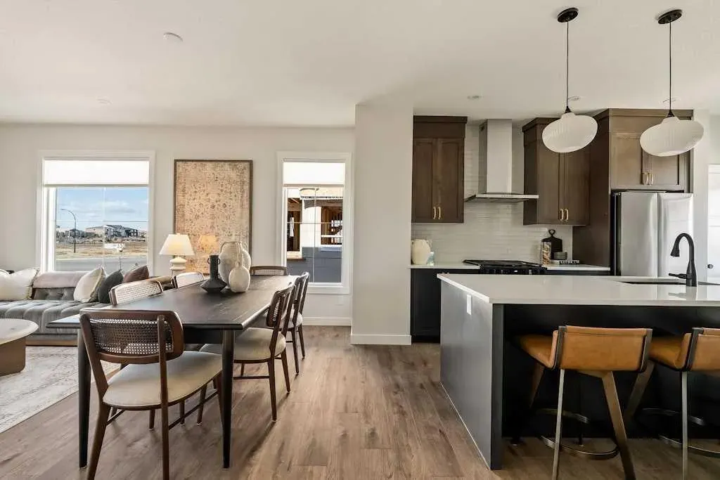 15030 Centre Street NE