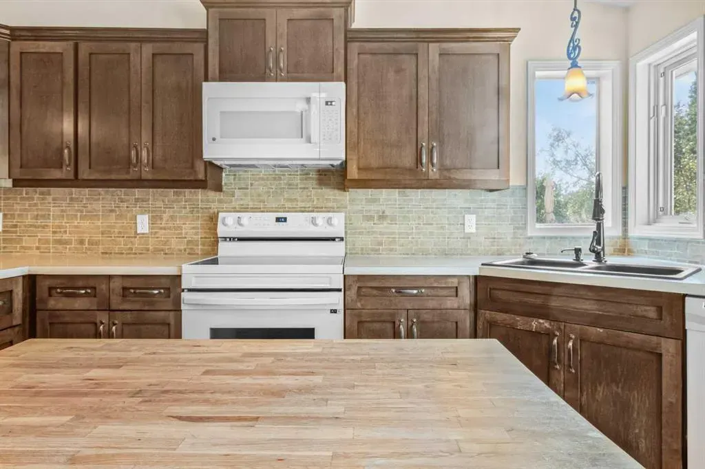 968 Citadel Drive NW