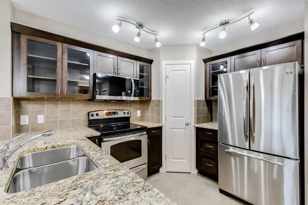 4 Kingsland Close SE, #1305