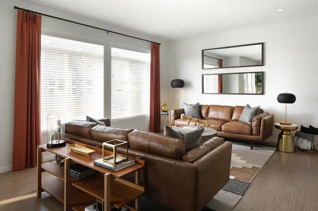 57 Creekside Avenue SW