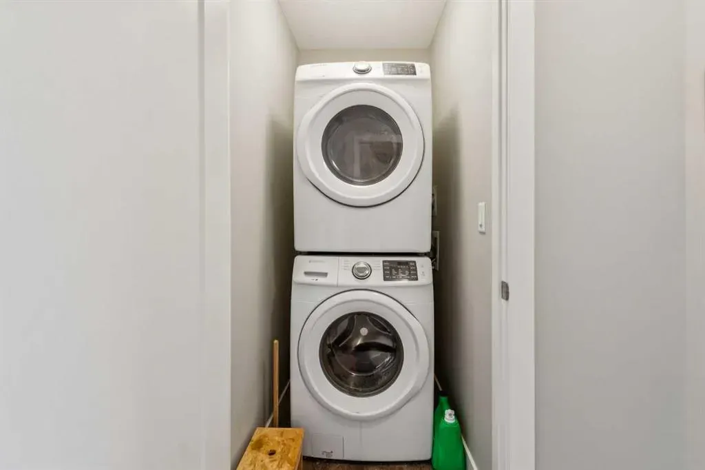 355 Nolancrest Heights NW, #1101