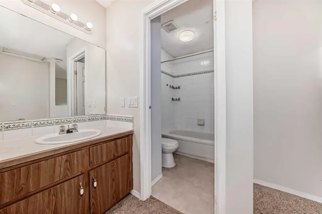 208 Grier Terrace NE, #1